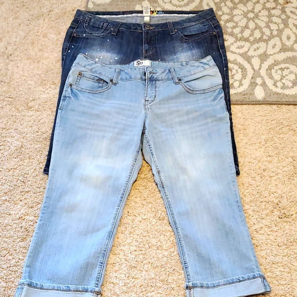 Mudd Denim Capri Bundle